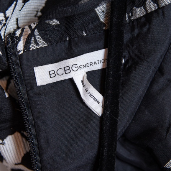 BCBGeneration Black White Floral Flower Print Pattern Sheer Mesh Panel Dress 0 - Picture 4 of 4